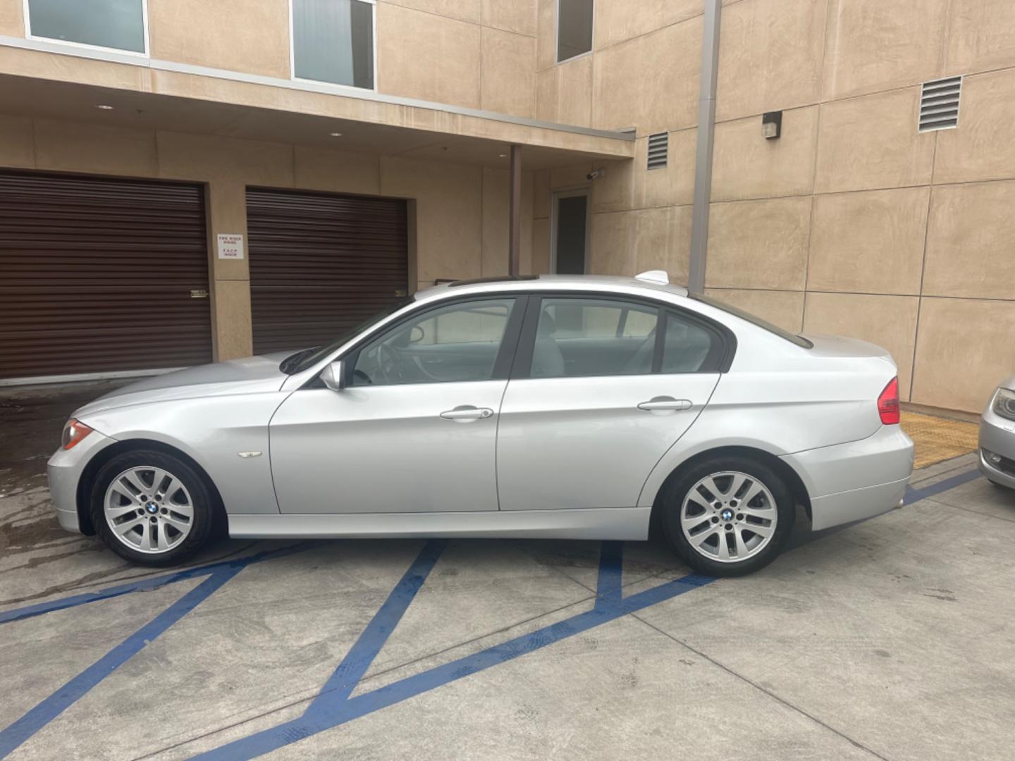 2007 Silver Metallic /Gray BMW 3-Series Leather (WBAVC53597F) with an 6 cylinder engine, Automatic transmission, located at 30 S. Berkeley Avenue, Pasadena, CA, 91107, (626) 248-7567, 34.145447, -118.109398 - "Discover Unmatched Value: 2007 BMW 328i at Our Pasadena Dealership" Are you in the market for a pre-owned vehicle that blends luxury, performance, and affordability seamlessly? Look no further than our esteemed dealership in Pasadena, CA, where we present to you the exquisite 2007 BMW 328i. With - Photo#1